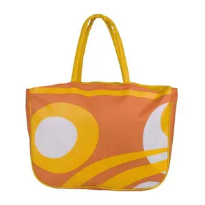 Beachbag with zipper made from polyester